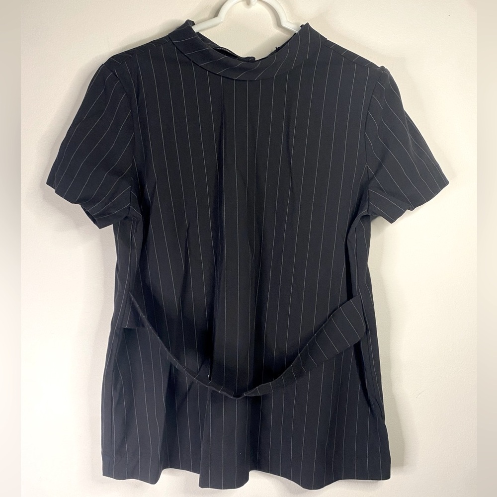Halogen Black White Striped Blouse Color Belt Open Back Size Small Dress Shirt